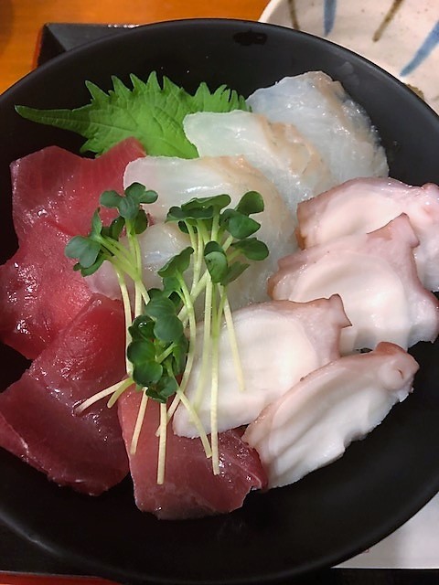 ととびすと 勾当台公園 魚介料理 海鮮料理 食べログ