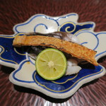 日本料理 晴山 - 30年3月　自家製くちこ、三河湾トリガイ炙り