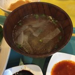 堀内チキンライス - 海南鶏飯のスープ