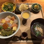 立場割烹 SSAW - 紅白の桜ちらし 1,000円