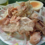 ラーメン二郎 - 初ビールの最高のつまみ