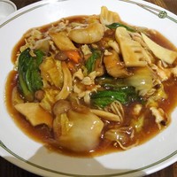中国飯店 紫玉蘭 - ランチ：五目あんかけやきそば
