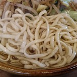 沖縄そば食堂　海辺のそば屋 - この麺じゃないと、沖縄そばじゃない！　つまり生麺は・・・