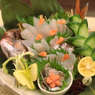 瀬戸内海の小魚と讃岐の地酒処 遊庵_1