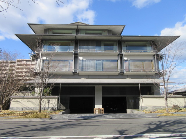 カールトン 京都 リッツ