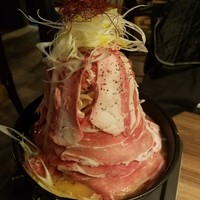 焼肉 にくなべ屋 神戸びいどろ 北野坂店 - 