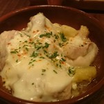 blanDouce bar&kitchen - 塩レモン鶏のカチョカヴァロ焼き