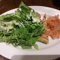 エノテカ ドォーロ 札幌店 - パスタランチの+200円で付けられるサラダ。