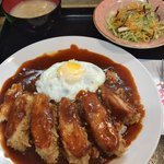 かまど屋食事処 - 