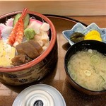Suehiro Sushi - ちらし寿司