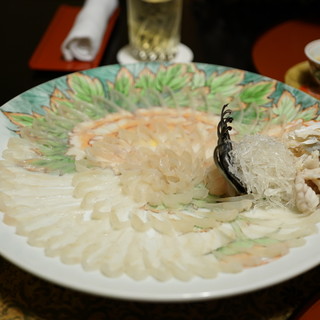 つきじやまもと_0