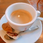 ヴェッキオ コンヴェンティーノ - 食後のコーヒーと焼き菓子