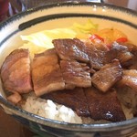 ゆさか庵 - 【’18.3】ステーキ丼あっぷ。お肉ペラペラ～