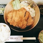 ライオン食堂 - とんかつ定食