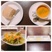 Sucre - パン・サラダ・プラス300円でかぼちゃのポタージュ付けました。