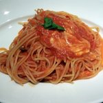 トラットリア　カステッリーナ - フレッシュモッツァレッラとトマトのスパゲッティ （￥980）
