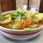 豚太郎 - たった50円増しでたっぷり野菜に！