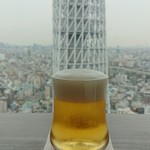 Tenkuuraunji Toppu Obutsuri- - ランチビール。