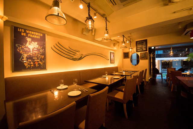 シュペール サンク Super 5 表参道 ダイニングバー 食べログ