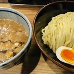 銀座 朧月 - 濃厚つけ麺 味玉トッピング