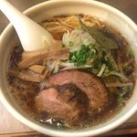 はな火屋 - 醤油らーめん 650円（並盛)