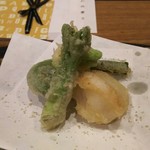 魯忍 - 水蛸･蚕豆･タラの芽･こごみ 天麩羅