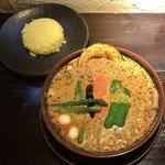 スープカレー／チキン 1100円(税込)
          ライスS、スープ大盛り、辛さ15倍
          スパイシーココナッツミルク強 50円(税込)