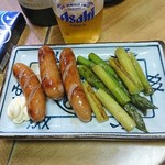 伊勢屋酒店 - アスパラウインナー(o^-')b !