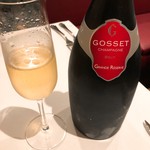 シェ シロ - シャンパンボトル