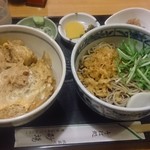 Sobadokoro Sunaba - カツ丼と冷やしたぬき蕎麦セット1000円