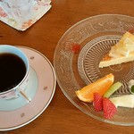 喫茶　フォレスト - 豆蔵のコーヒー&レモンケーキ