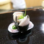 日本橋蛎殻町 すぎた - シメサバ海苔巻き