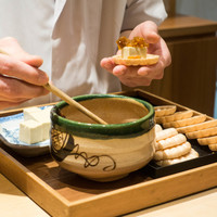 銀座 しのはら - 箸休め フォアグラとあんぽ柿　最中