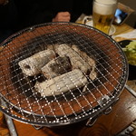Sumibiyakiniku Horumon Ikora - 炭火焼です