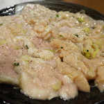 炭火焼肉ホルモン いこら - ホルモン(塩)：上ミノ、ギアラ、上シマチョウ