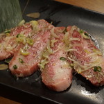 炭火焼肉ホルモン いこら - 精肉(塩)：上カルビ