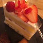 ショコラ リパブリック 三宮本店 - スペシャルショートケーキ