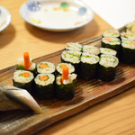 楽座 - ごぼう巻きや梅しそ巻きなど