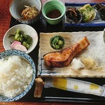 吾茶屋 - 鮭の味噌漬け焼き定食
