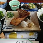 吾茶屋 - 鮭の塩引き定食