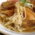 麺屋 Somie's - 多加水平打ち縮れ麺。