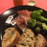 ブラフ ベーカリー 日本大通り店 - 