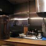 中華蕎麦 蘭鋳 - まな板の上にお肉が (*´д｀*)ﾊｧﾊｧ 