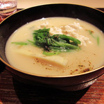 富小路 やま岸 - 4.椀物:長岡京の筍 雲子の白味噌仕立て