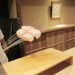 富小路 やま岸 - 調理前のふぐ白子(2018.2月上旬)