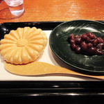 富小路 やま岸 - 16. 最中 小豆(2018.2月上旬)