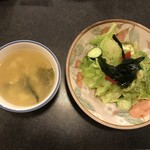 Pikkoro - スープとサラダ