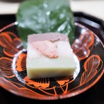 津の守坂 小柴 - 3色ういろう