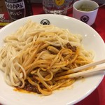 東京MEAT酒場 - 底のミートソースを少しずつからめます。