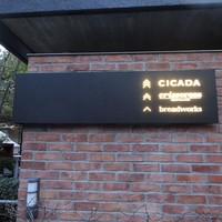 CICADA - 外観（看板）